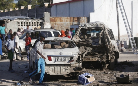 At least 20 killed as Somali forces end restaurant seige