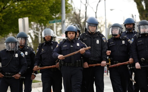 Baltimore Police riot gear