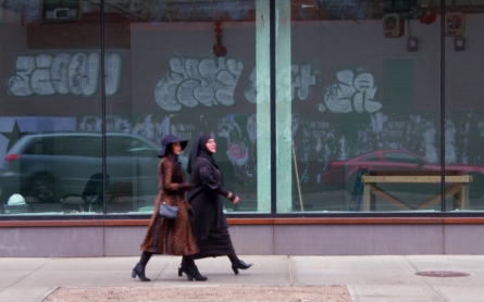 Left behind by mainstream fashion, two Muslim women find their footing