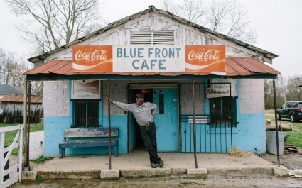 Blues Front Cafe