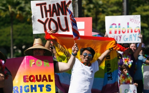 Thumbnail image for Hawaii governor signs same-sex marriage bill into law