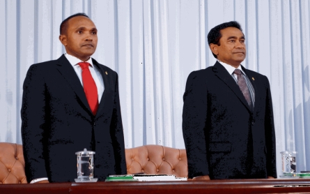 Maldives swears in new president