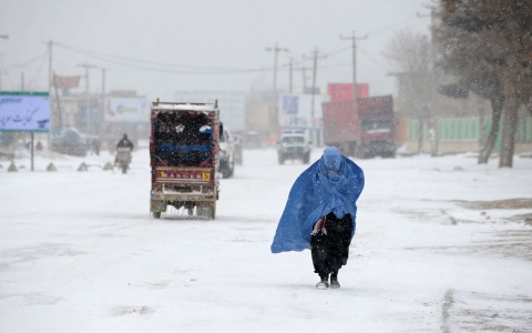 Thumbnail image for Afghan president calls for vote delay, citing potential of 'heavy snow'