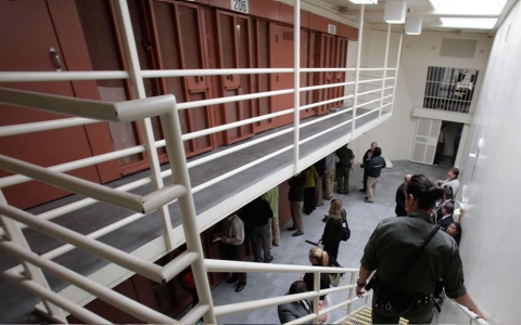 Thumbnail image for California inmate dies in solitary cell amid hunger strike