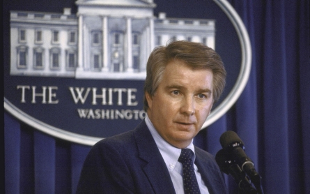 Former Reagan spokesman Larry Speakes dies at 74