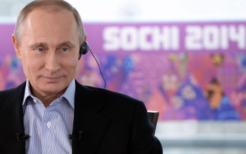 Thumbnail image for Putin: Russia must 'cleanse' itself of gays, but they shouldn't fear Sochi