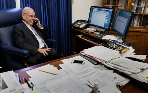 Thumbnail image for Progressive Rep. Waxman slams tea party ‘extremism,’ announces retirement