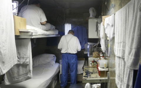 Thumbnail image for Connecticut inmate wins verdict over foul mattress