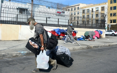 Thumbnail image for Promising a new war on poverty in hard-hit Los Angeles