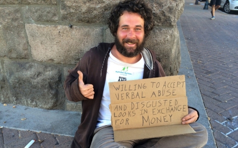 Thumbnail image for Voucher programs for panhandlers aim for ‘real change, not spare change’