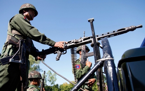 Thumbnail image for Myanmar army attacks Kachin rebel stronghold