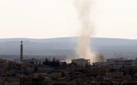 Thumbnail image for ISIL reportedly attacks Syrian town Kobane from Turkey