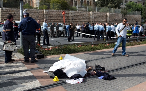 Thumbnail image for Palestinian rams car into crowd at East Jerusalem station