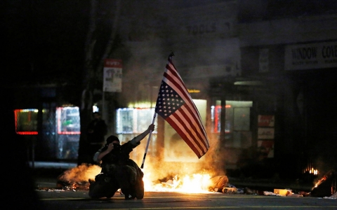 Thumbnail image for Tear gas, clashes on second night of Berkeley police brutality protests