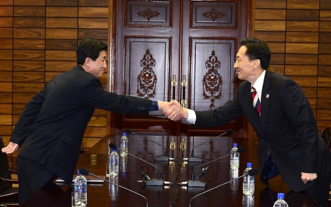 Thumbnail image for Two Koreas hold high-level talks