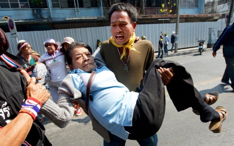 Thumbnail image for Thai protest rocked by grenade blast