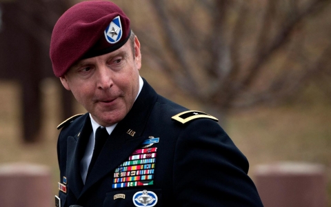 Thumbnail image for Army Gen. Sinclair avoids jail time in sexual assault case