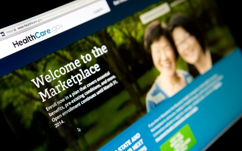 Thumbnail image for Obama to extend health care sign-up deadline