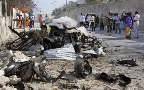 Thumbnail image for UN envoy warns violence may force diplomats out of Somalia