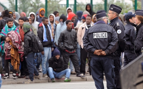 Thumbnail image for Evictions in France, storming in Spain underline EU tensions over migrants