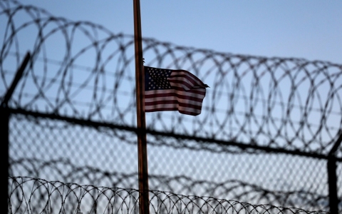 Thumbnail image for News organizations seek ‘secret’ videos of Guantánamo force-feeding