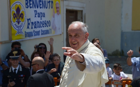 Thumbnail image for Pope excommunicates Italian Mafia