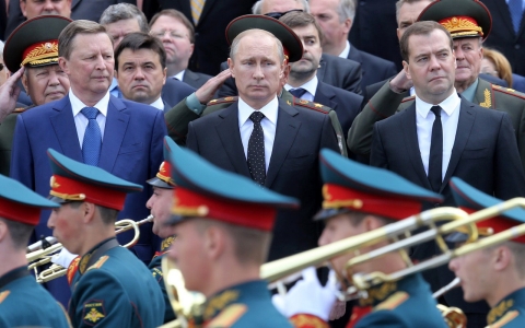 Thumbnail image for Putin pledges support for Ukraine cease-fire as fighting continues