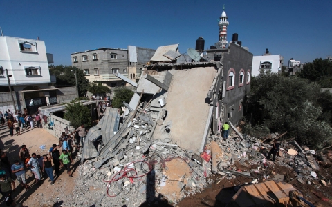 Thumbnail image for Gaza civilians pay price for combat between Israel, Hamas