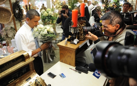 Thumbnail image for Body odor linked to love and politics