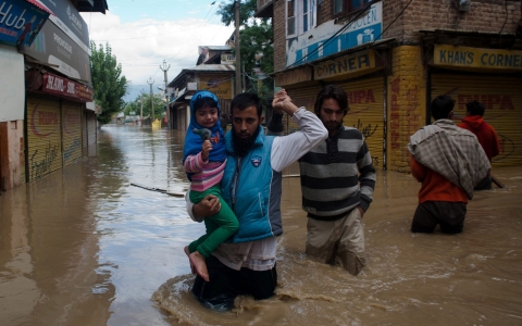 Thumbnail image for Kashmir suffers worst flooding in decades, leaving scores dead