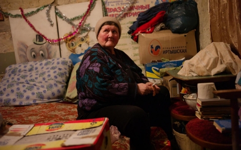 Thumbnail image for In eastern Ukraine’s Miusynsk, pensioners struggle to survive winter