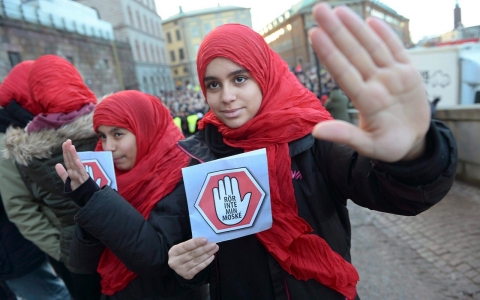 Thumbnail image for Protesters in Sweden demand end to mosque attacks
