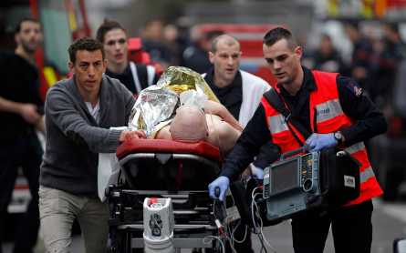 Charlie Hebdo attack a ‘windfall’ for far right, French Muslims say