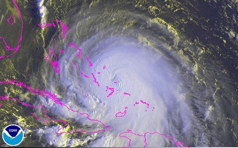 Thumbnail image for Hurricane Joaquin hits Bahamas, threatens US East Coast 