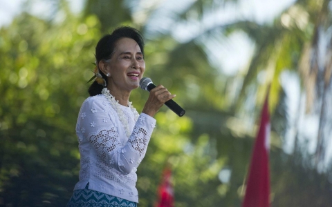 Thumbnail image for Myanmar's Suu Kyi campaigns in Rakhine, but will avoid Rohingya areas