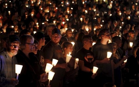 Thumbnail image for US reeling after gunman kills nine in Oregon college classroom