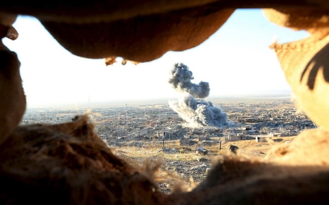 Thumbnail image for Kurdish fighters, US jets begin mission to retake Sinjar from ISIL in Iraq