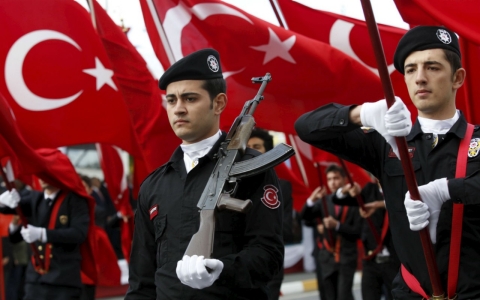 Thumbnail image for Suicide bomber in Turkey injures 5 police officers  