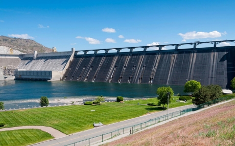 Thumbnail image for Dam-building boom could be electricity boon, environmental blight
