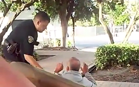 Thumbnail image for Slap by Florida cop highlights need for homeless rights, say advocates
