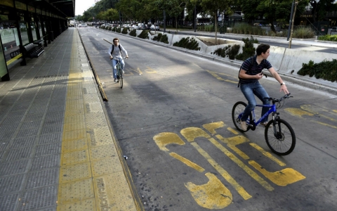 Thumbnail image for General strike in Argentina brings Buenos Aires to a halt