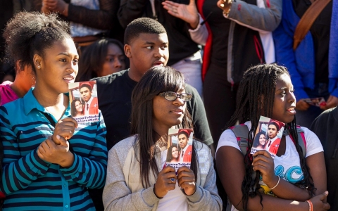 Thumbnail image for Students rally in Madison after police shoot unarmed black teen