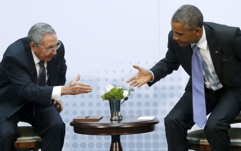 Thumbnail image for Obama, Castro hold ‘historic’ meeting, set course for new US-Cuba ties