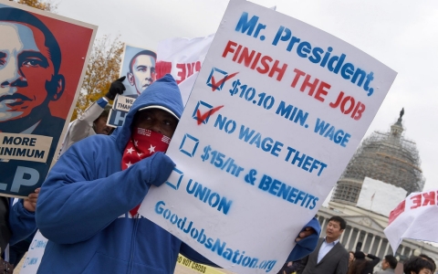 Thumbnail image for Senate cafeteria workers and janitors walk off the job