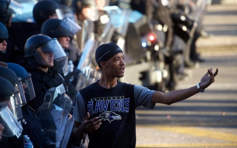 Thumbnail image for Community activists help calm Baltimore unrest