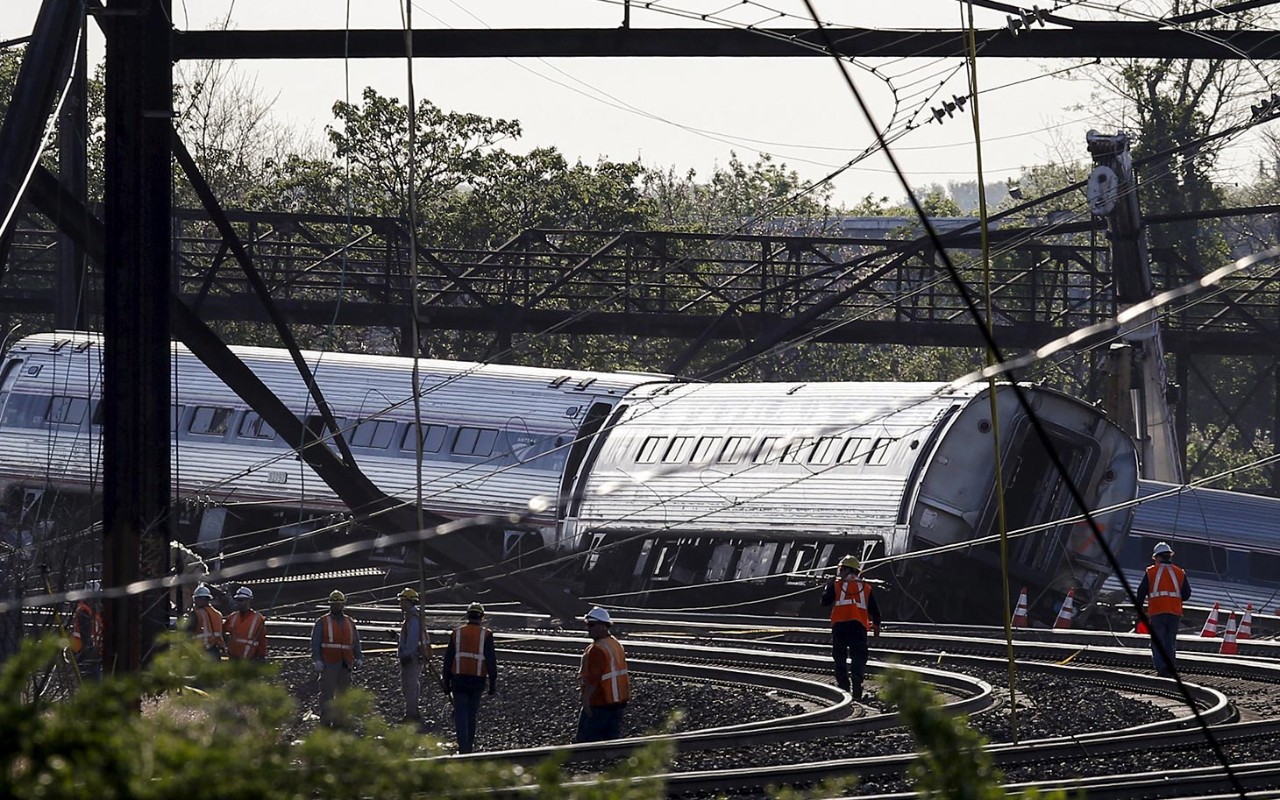 Amtrak Train Derails in Philadelphia Al Jazeera America