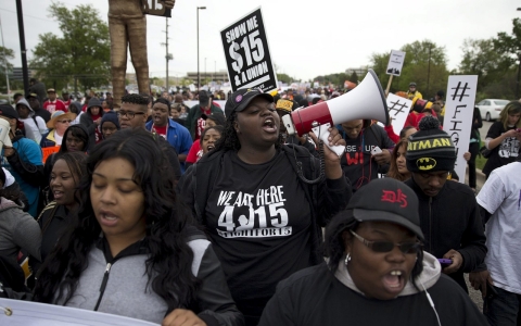 Thumbnail image for Hundreds of protesters rally before McDonald’s shareholder meeting