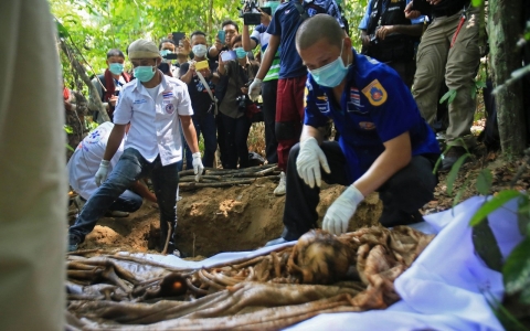 Thumbnail image for Malaysia discovers mass graves of suspected trafficking victims