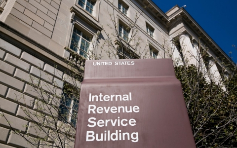 Thumbnail image for IRS says thieves stole information from 100,000 taxpayers