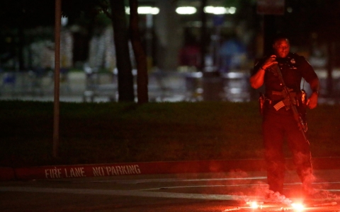 Thumbnail image for Two killed outside anti-Islam group's Muhammad cartoon event in Texas